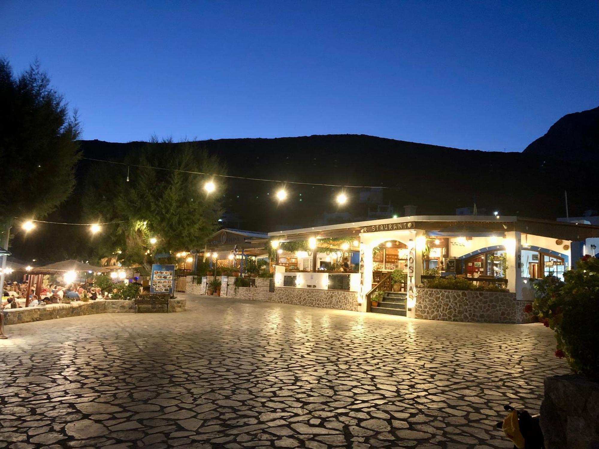 Kastri Apartments Emborios Bagian luar foto
